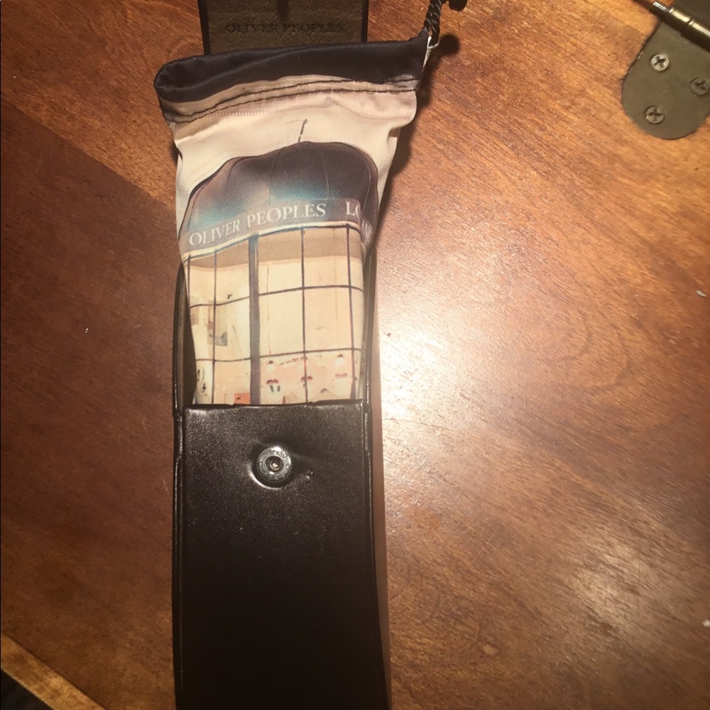 OLIVERS PEOPLE SUNGLASSES IN MINT CONDITION 🔥$415 - Picture 9 of 16